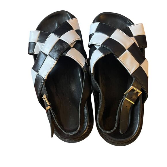 ALOHAS Black and White Sandals - Picture 3 of 5